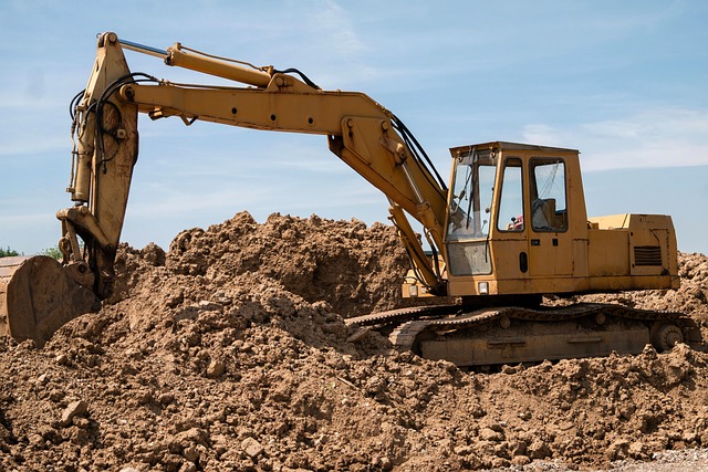 Quels sont les principaux défis lors de l’excavation en terrain rocheux ?