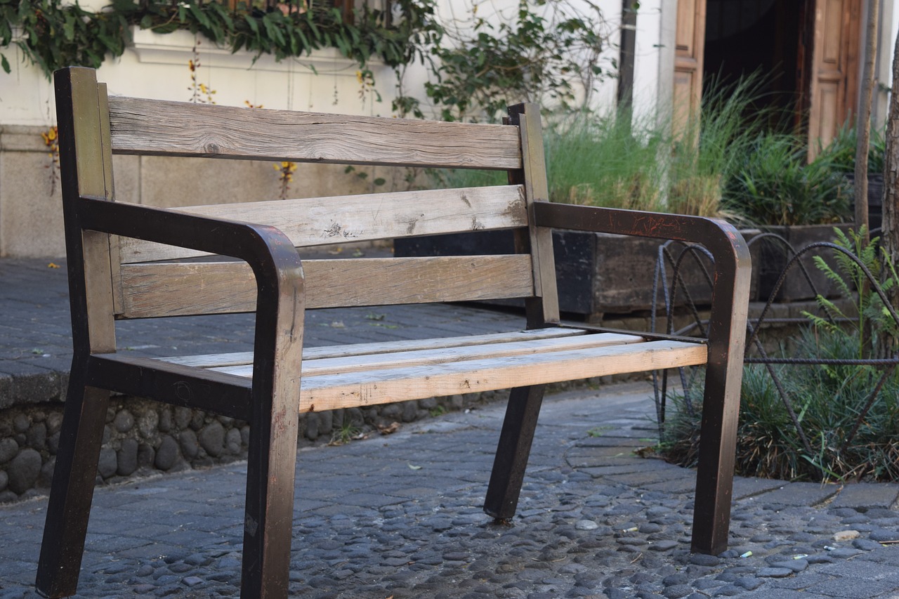 découvrez nos solutions de rénovation et d'entretien de tissus d’ameublement – experts en upholstery pour fauteuils, canapés et sièges. rafraîchissez votre intérieur avec des services professionnels et des matériaux de qualité.