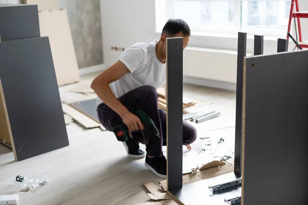 Peinture cuisine effet béton : le look industriel à petit prix