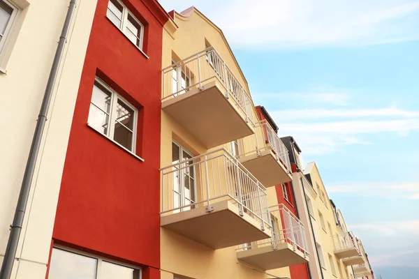 Comment choisir le bon artisan façadier pour vos travaux de rénovation ?