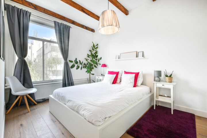 Chambre trop sombre : quelles couleurs pour gagner en luminosité
