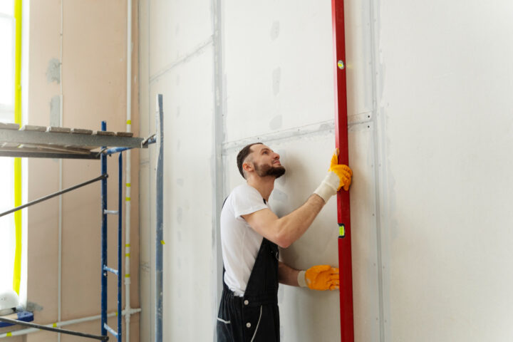 Cloison en plaques de plâtre : isolation renforcée pour votre confort
