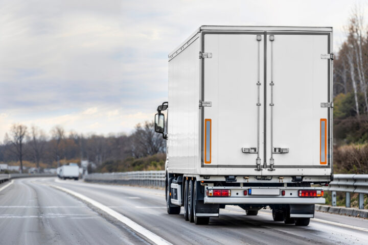 Marchandises fragiles : quelles précautions prévoir pour un transport sur longue distance ?