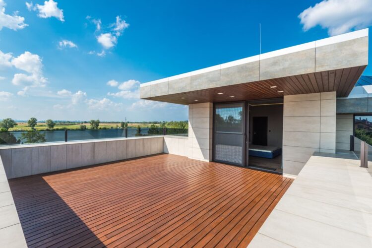 Charpente pour toiture-terrasse : dimensionnement des solives et des appuis