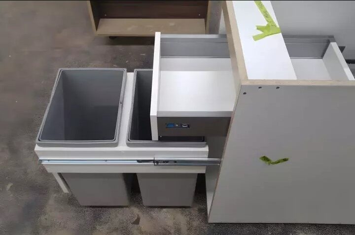 Les meubles multifonctions qui libèrent de l&rsquo;espace dans le salon