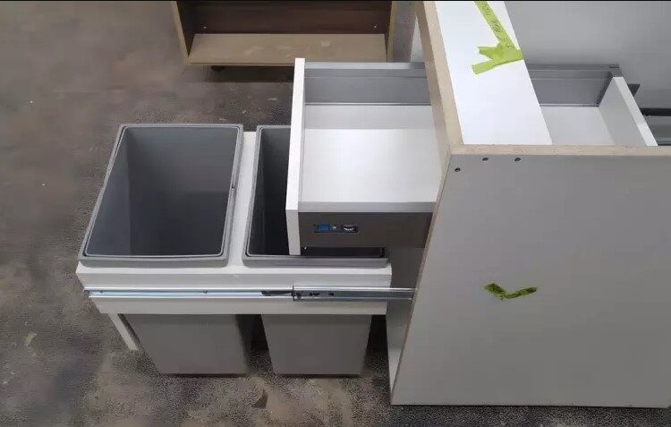 Les meubles multifonctions qui libèrent de l&rsquo;espace dans le salon